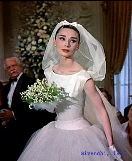 velo da sposa con cappuccio