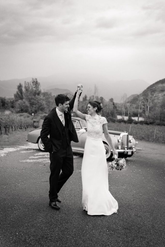 abito da sposa elegante movimento gonna cady linea dritta