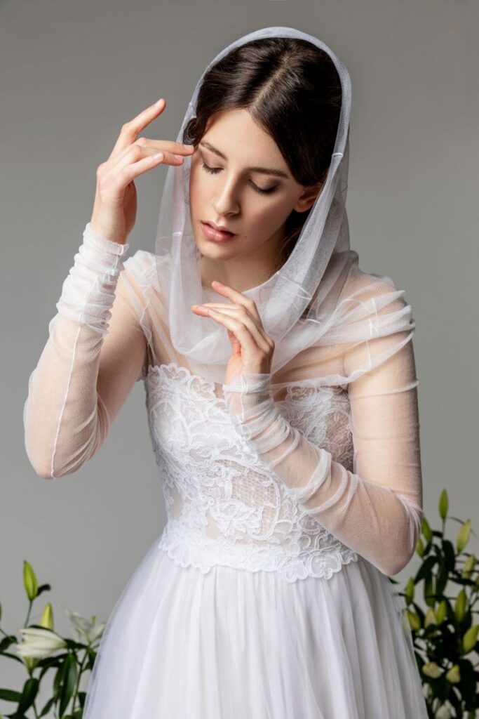 coprispalle sposa tulle trasformato in cappuccio velo
