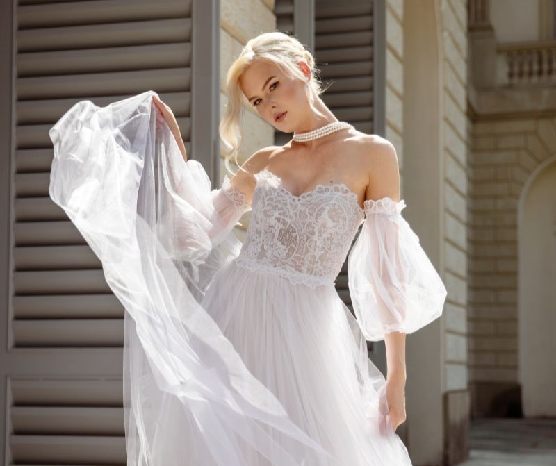 abito-da-sposa-in-tulle-e-pizzo